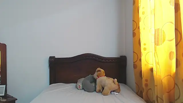 Snapshot of StormiHills chatting on 11.16.25 StormiHills online show from 11.16.25