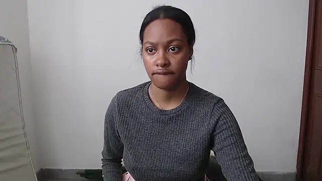 StormiHills online show from 01.18.26