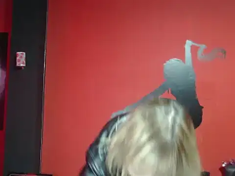 KLOE PIELL online show from 12.03.24