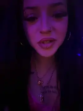 exoticmisfitt online show from 04.16.26