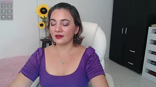 Ghada milf online show from 12.18.24