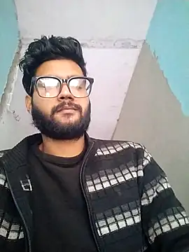 Snapshot of ModestZucchini65 chatting on 12.04.25 ModestZucchini65 online show from 12.04.25