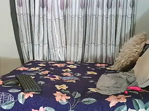 Amberbela online show from 12.04.24