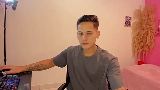 JANER 03 online show from 10.10.25