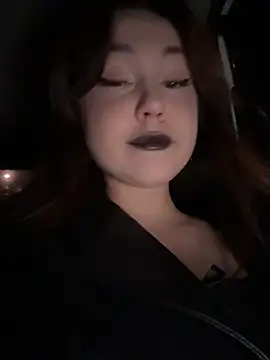 Peachy Dream online show from 10.30.25