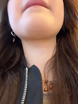 Peachy Dream online show from 04.12.26