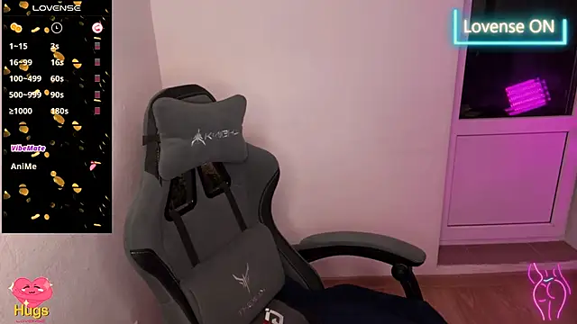 Snapshot of Love_Bri chatting on 02.03.25 Love Bri online show from 02.03.25