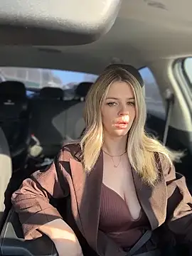 Love Bri online show from 03.14.26