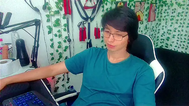 Andy gray online show from 04.17.26