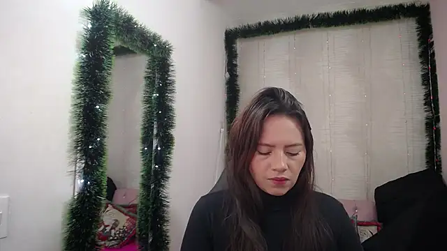 lauraguzman online show from 12.28.24