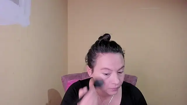 lauraguzman online show from 07.15.26