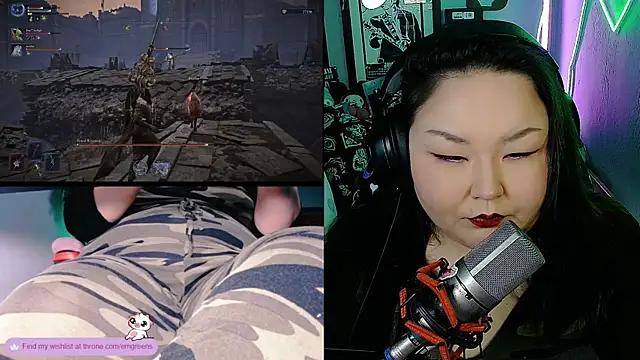 Snapshot of EmGreens chatting on 10.03.25 EmGreens online show from 10.03.25