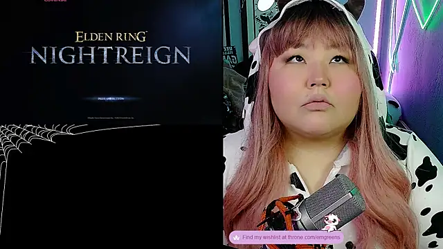 Snapshot of EmGreens chatting on 11.01.25 EmGreens online show from 11.01.25