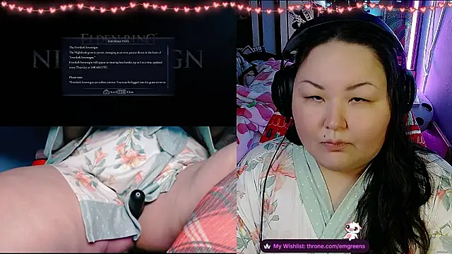 Snapshot of EmGreens chatting on 02.10.26 EmGreens online show from 02.10.26