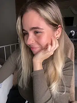 SkyBriii online show from 12.03.24