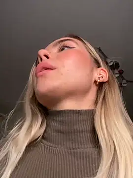 SkyBriii online show from 12.10.24