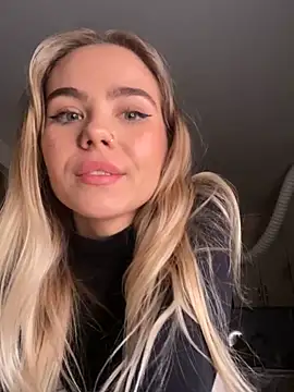 SkyBriii online show from 12.12.24