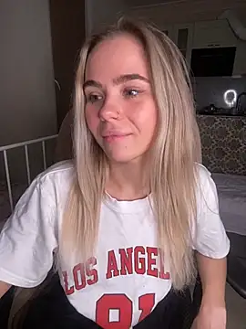 SkyBriii online show from 12.20.24