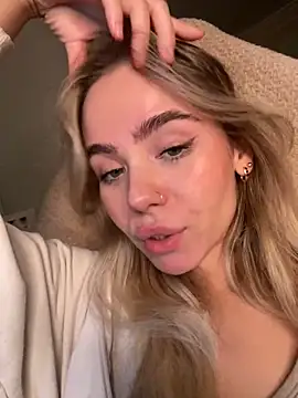 SkyBriii online show from 12.21.24