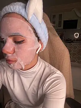 SkyBriii online show from 12.26.24