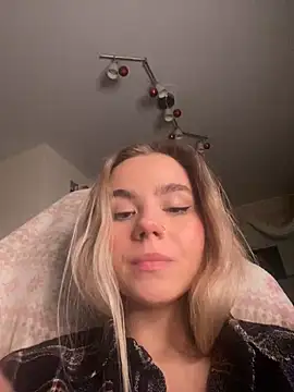 SkyBriii online show from 01.17.25