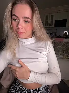 SkyBriii online show from 02.01.25