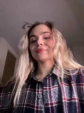 SkyBriii online show from 03.01.25