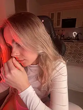 SkyBriii online show from 03.09.25