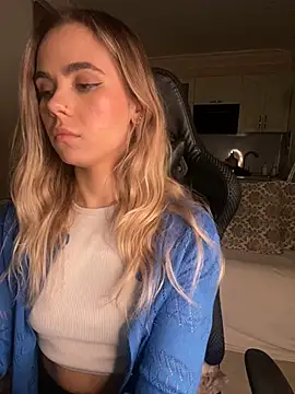 SkyBriii online show from 03.09.25