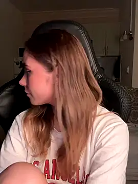 SkyBriii online show from 09.21.25