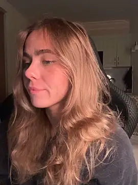 SkyBriii online show from 09.22.25