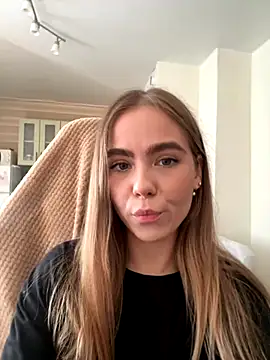 SkyBriii online show from 09.25.25