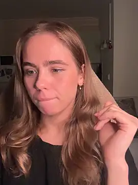 SkyBriii online show from 09.26.25