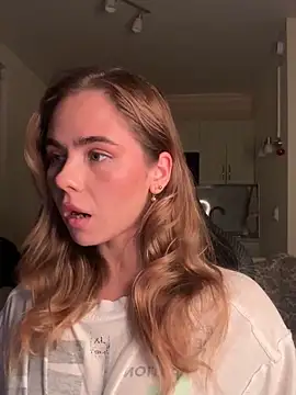 SkyBriii online show from 10.24.25