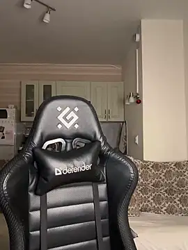 SkyBriii online show from 10.25.25