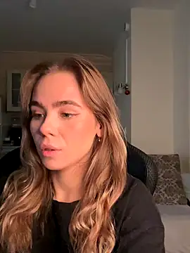 SkyBriii online show from 10.26.25