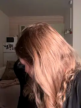 SkyBriii online show from 11.02.25