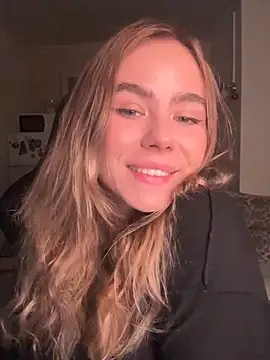 SkyBriii online show from 11.03.25