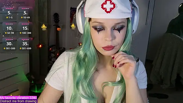 Snapshot of ValBae chatting on 10.31.25 ValBae online show from 10.31.25