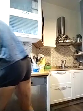 Snapshot of Frabox65 chatting on 10.03.25 Frabox65 online show from 10.03.25