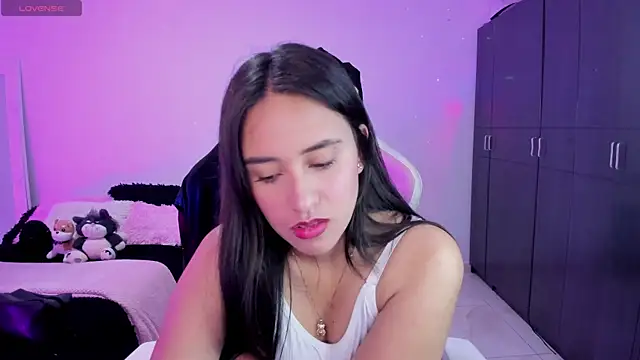 Tinylottie online show from 10.08.25