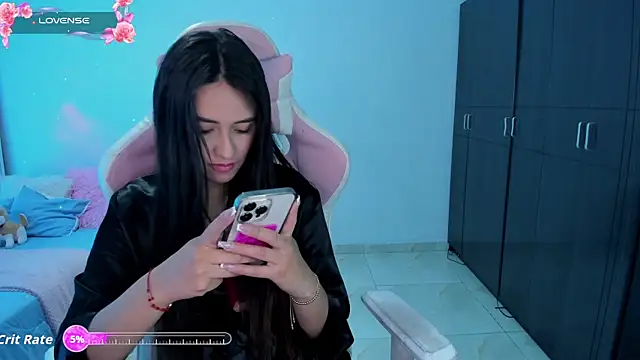 Tinylottie online show from 10.21.25