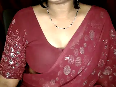 Snapshot of shila20 chatting on 09.25.25 shila20 online show from 09.25.25