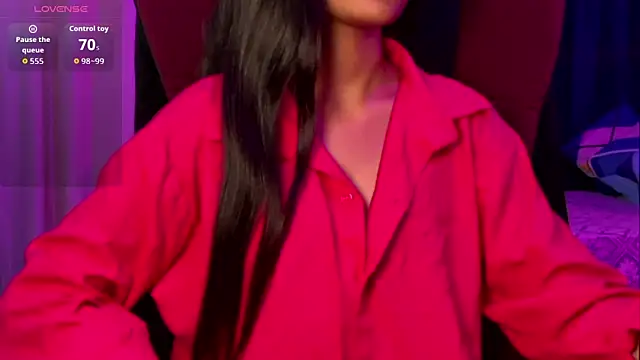 Snapshot of Kayzza_5 chatting on 09.29.25 Kayzza 5 online show from 09.29.25