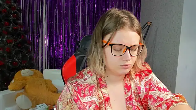 Snapshot of Seductive_She_Wolf chatting on 01.28.25 Seductive She Wolf online show from 01.28.25