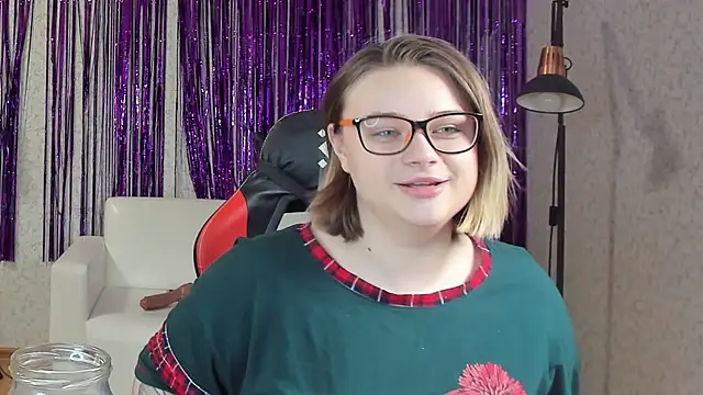 Snapshot of Seductive_She_Wolf chatting on 02.09.25 Seductive She Wolf online show from 02.09.25