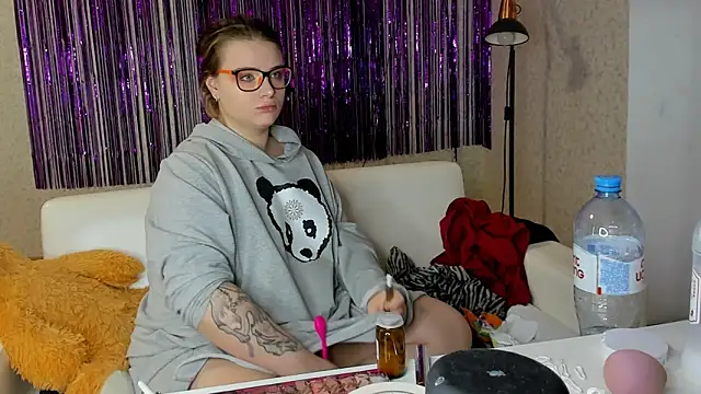 Snapshot of Seductive_She_Wolf chatting on 02.22.25 Seductive She Wolf online show from 02.22.25