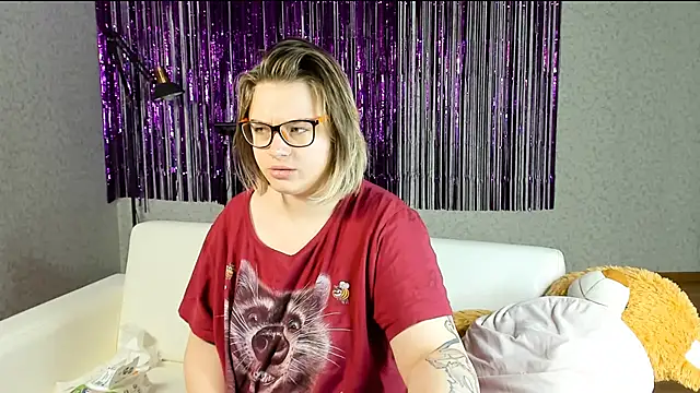 Snapshot of Seductive_She_Wolf chatting on 02.27.25 Seductive She Wolf online show from 02.27.25