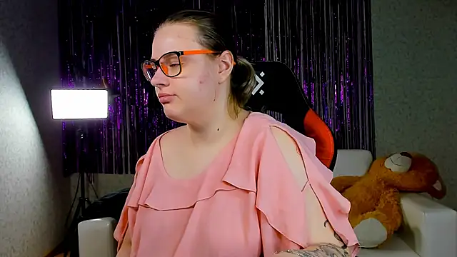 Snapshot of Seductive_She_Wolf chatting on 03.07.25 Seductive She Wolf online show from 03.07.25