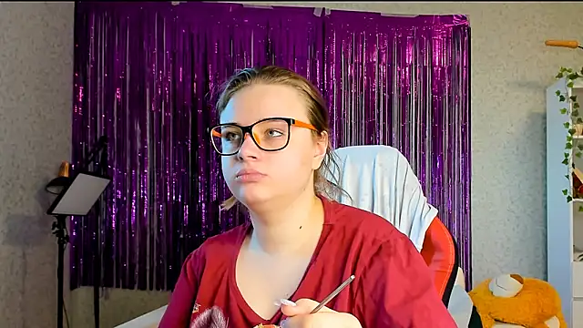 Snapshot of Seductive_She_Wolf chatting on 03.19.25 Seductive She Wolf online show from 03.19.25